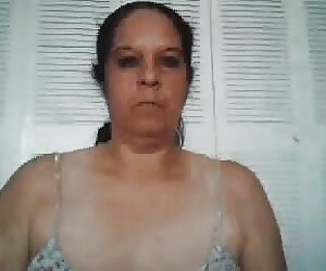CLAUDİA için banyo zamanı gerçek türkçe seks izle (yaşlı adam,)